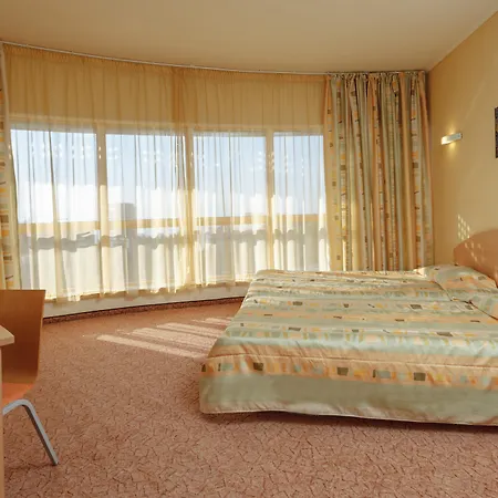 Atlas Hotel 4*
