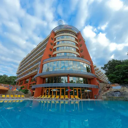 Atlas Hotel 4*